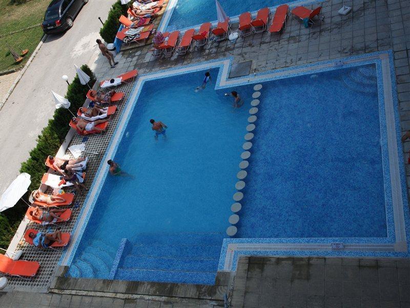 Hotel Gladiola โกลเดน แซนส์ ภายนอก รูปภาพ